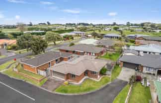 1 Loader Place, Tawhero