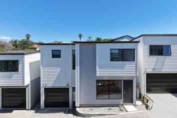 Lot 2/62 Lyons Avenue, Murrays Bay