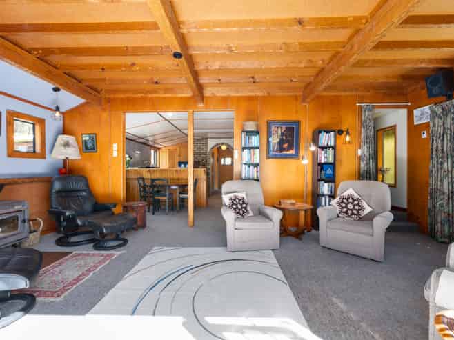 525 State Highway 1, Picton