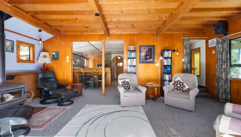 525 State Highway 1, Picton