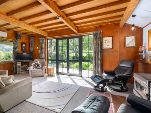 525 State Highway 1, Picton
