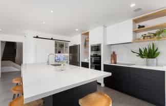 7 Papaunahi Road, Waihi Beach