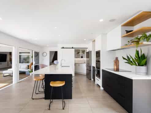 7 Papaunahi Road, Waihi Beach