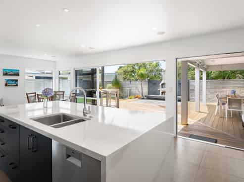 7 Papaunahi Road, Waihi Beach