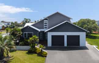 7 Papaunahi Road, Waihi Beach