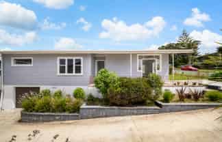 8 Nandana Drive, Glen Eden