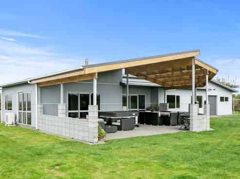 350 Awai Road, Tarurutangi