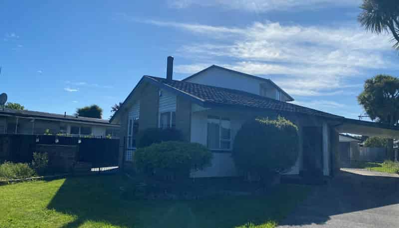 294 Main North Road, Redwood