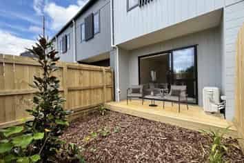 8/35 Crawford Avenue, Mangere Bridge