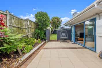 1/71 Moore Street, Howick