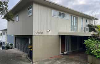 2/100 Aberdeen Road, Campbells Bay
