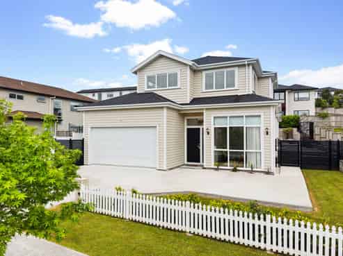 135 Ormonde Drive, Millwater