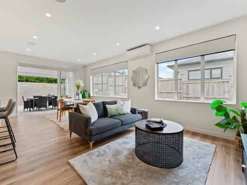 135 Ormonde Drive, Millwater