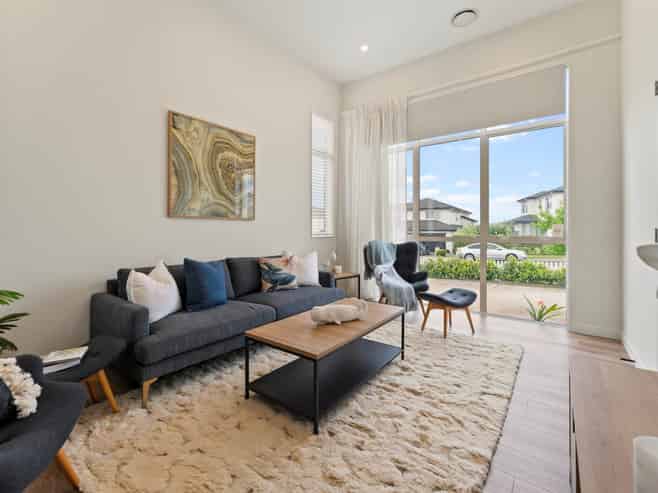 135 Ormonde Drive, Silverdale