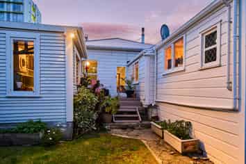 297 Mansfield Street, Newtown