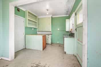 300 Highcliff Road, Highcliff