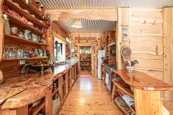 1041 Collingwood-Bainham Main Road, Collingwood