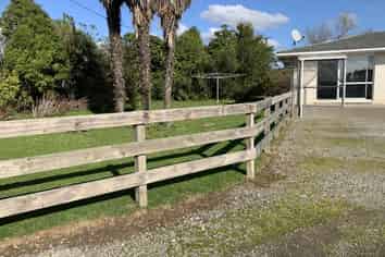 1/820 State Highway 1, Manakau