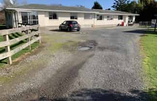 1/820 State Highway 1, Manakau