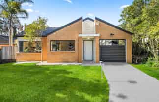 27  Kona Crescent, Henderson