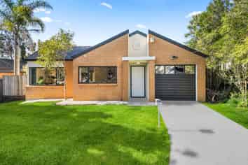27  Kona Crescent, Henderson