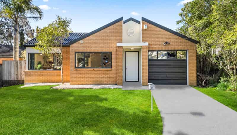 27  Kona Crescent, Henderson
