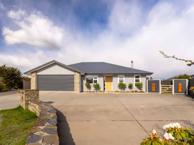 6 Unwin Place, TWIZEL