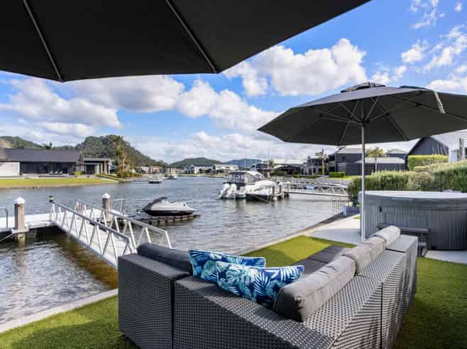 126 Waterways Parade, Pauanui