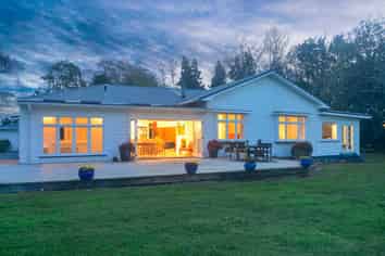 72 Avenue North Road, LEVIN