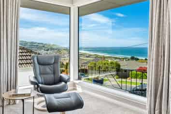 148 Easther Crescent, Kew