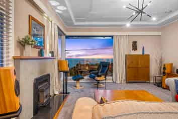 148 Easther Crescent, Kew