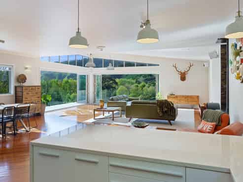 125 Nikau Palm Road, PARAPARAUMU