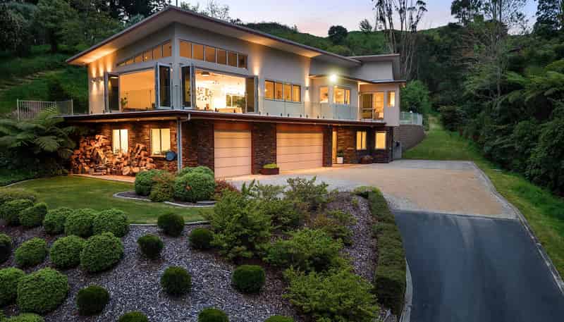 125 Nikau Palm Road, PARAPARAUMU