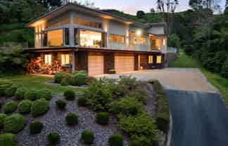 125 Nikau Palm Road, PARAPARAUMU