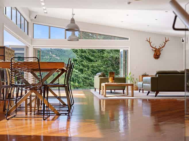 125 Nikau Palm Road, PARAPARAUMU