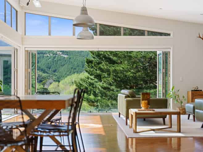 125 Nikau Palm Road, PARAPARAUMU