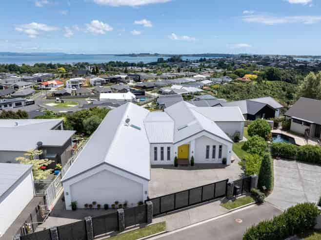 44 Holyoake Terrace, Omokoroa