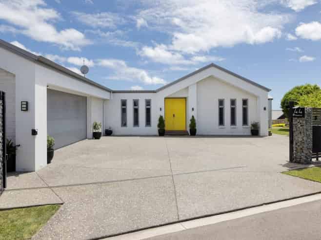 44 Holyoake Terrace, Omokoroa