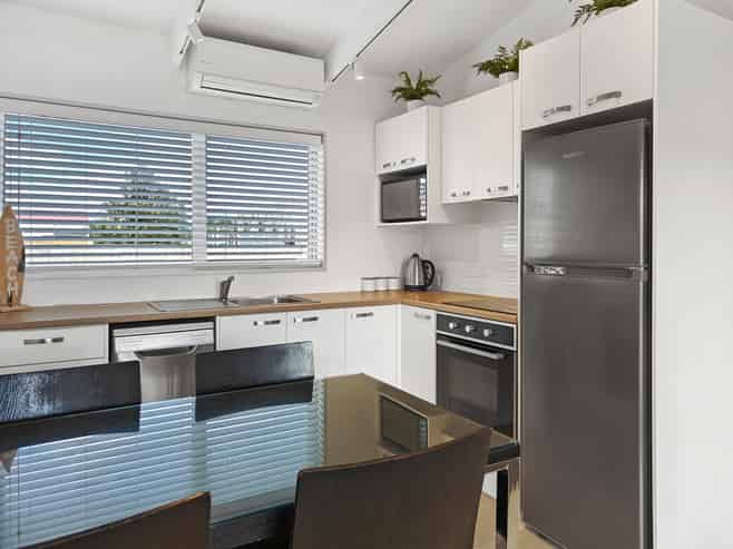 2/415 Port Road, Whangamata