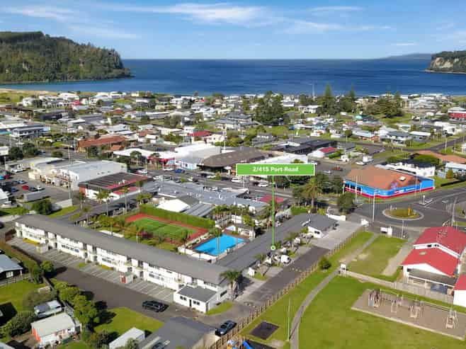 2/415 Port Road, Whangamata
