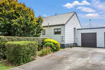 14B Kauri Drive, Waiuku