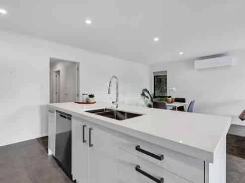 10A Winstone Place, Highlands Park