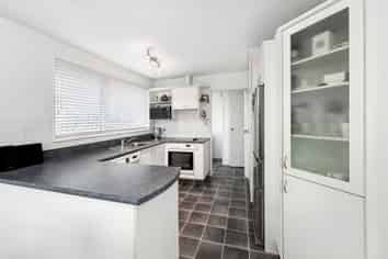 58 Denise Crescent, Hornby