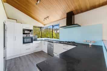 2/34 Patons Road, Howick