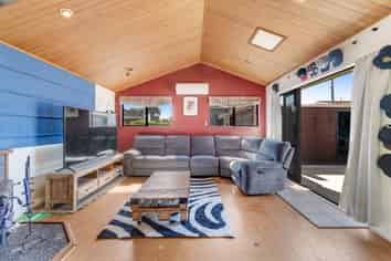 2/34 Patons Road, Howick