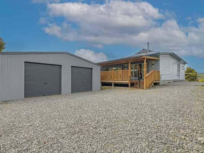 64 Kiwi Road, Taihape