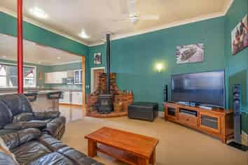 64 Kiwi Road, Taihape
