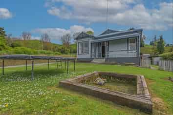 64 Kiwi Road, Taihape