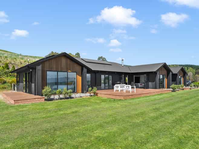 1031 Lake Ferry Road, Martinborough