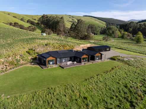 1031 Lake Ferry Road, Martinborough
